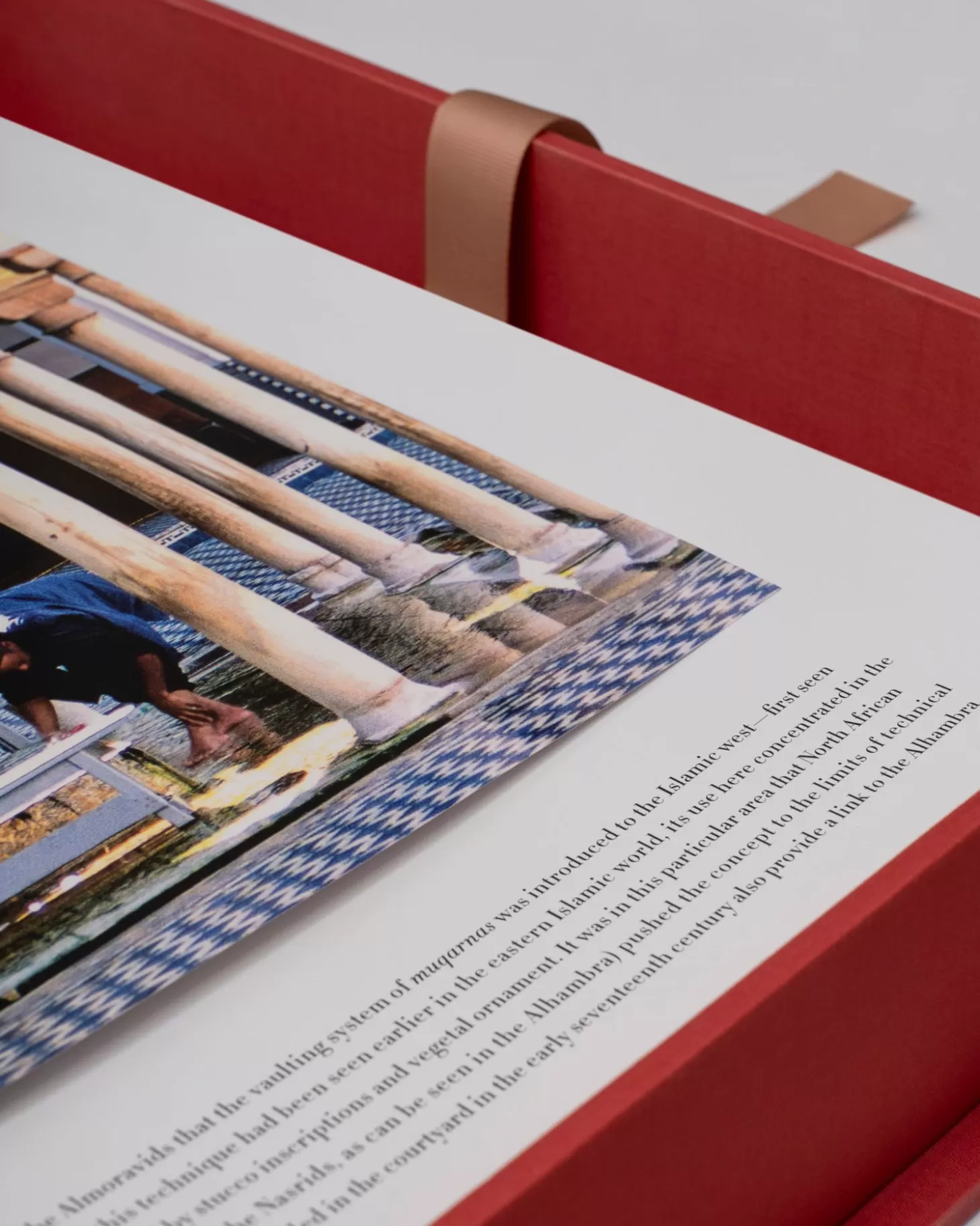 Architecture Et Conception<Assouline Mosquees : Les 100 Lieux De Culte Islamiques Les Plus Emblematiques